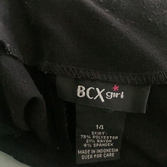 Black Skirt - Picture 3 of 3